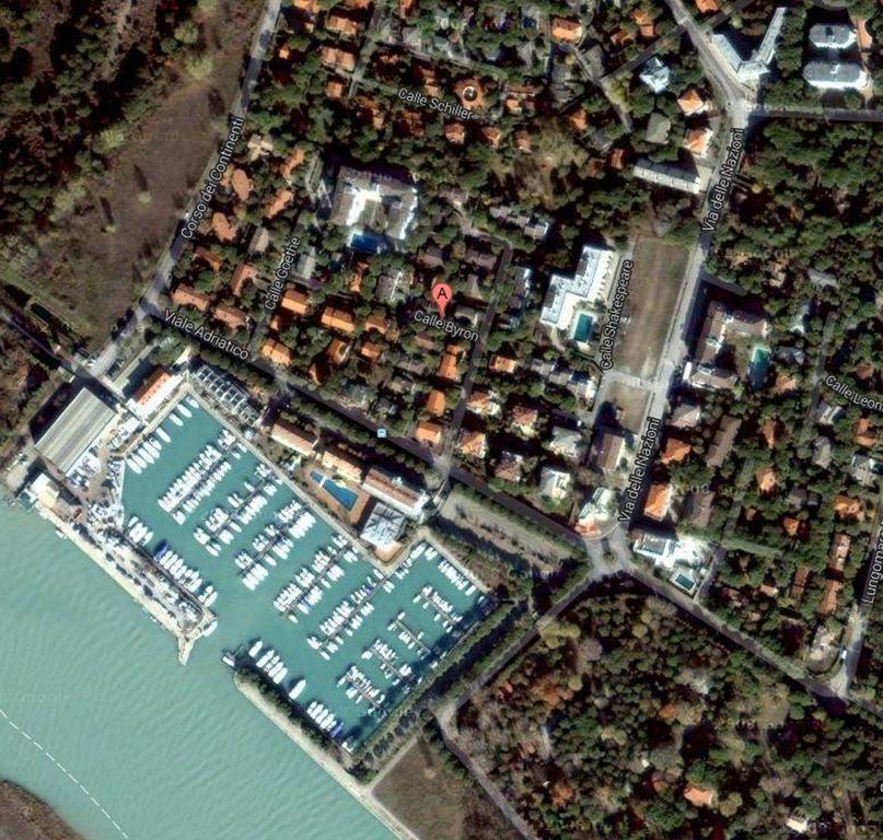 Lignano Riviera Villa Economica Линяно Сабиадоро Екстериор снимка